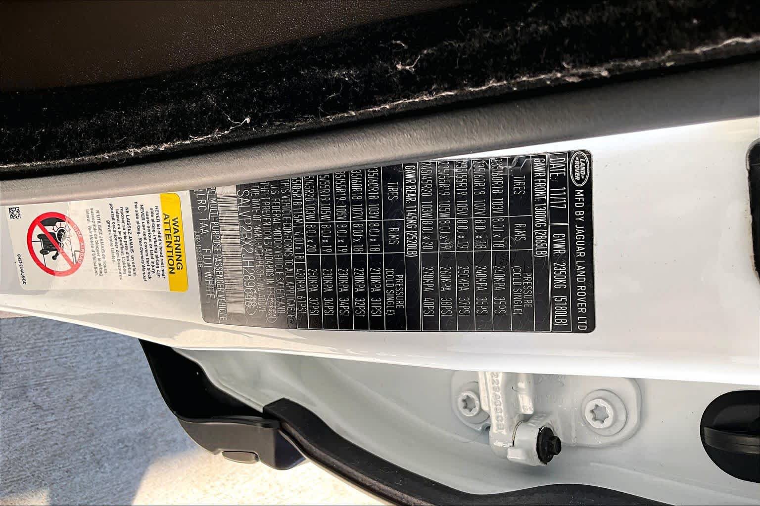Used 2018 Land Rover Range Rover Evoque SE AWD/4WD image 31