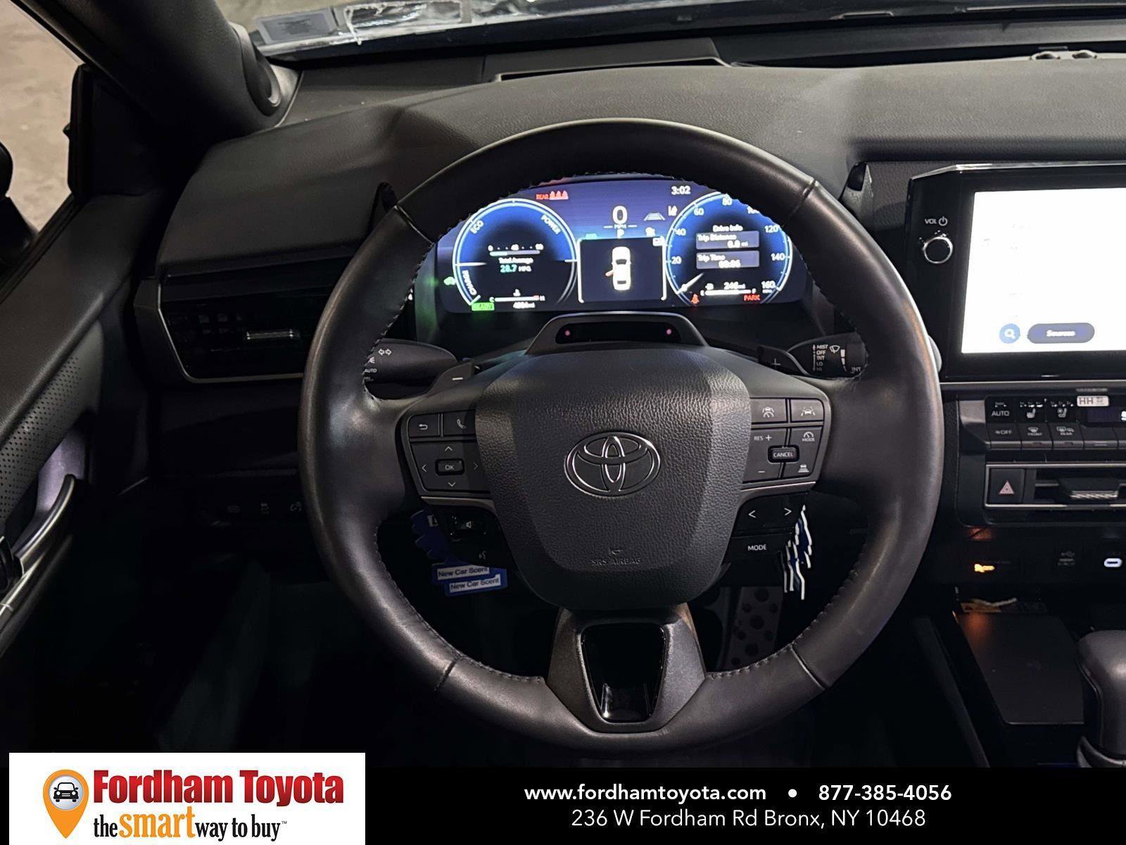 Used 2025 Toyota Camry XSE image 15