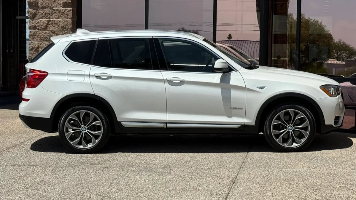 Used 2016 BMW X3 xDrive28i AWD/4WD image 15