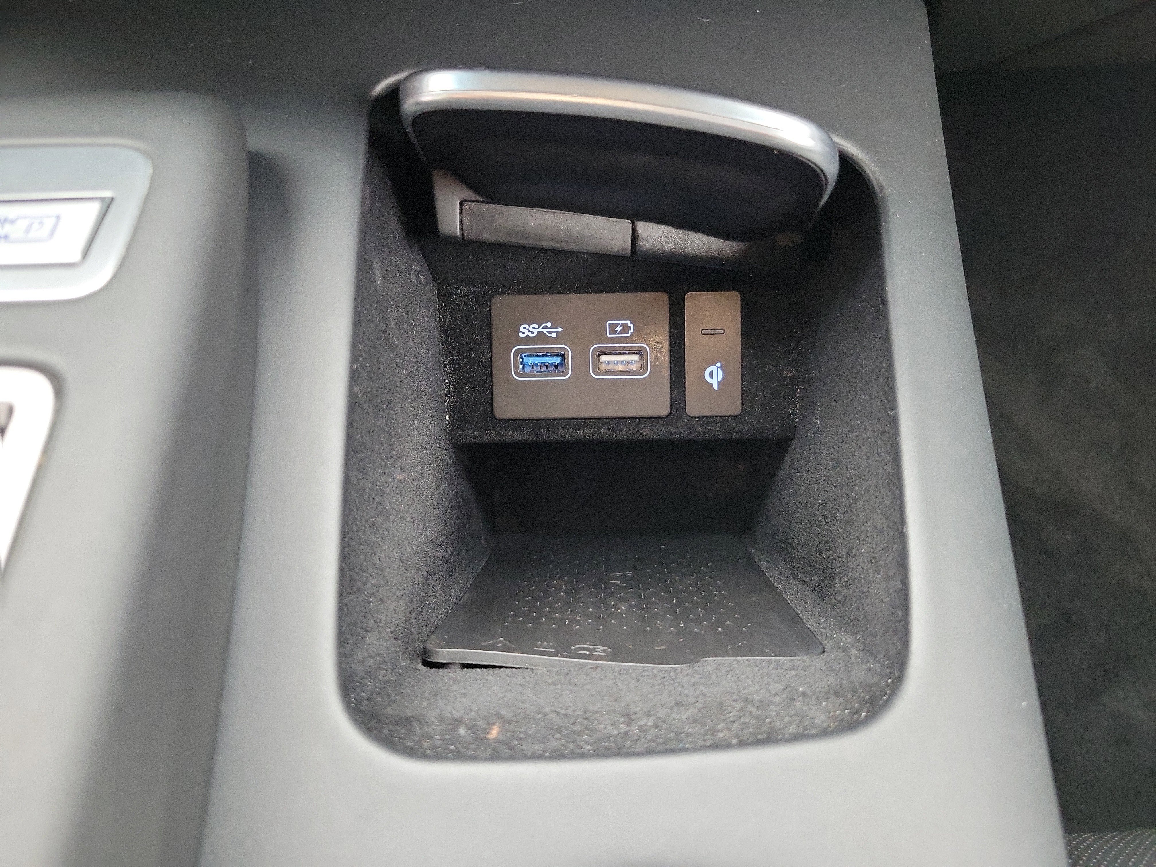 Used 2025 Genesis GV70 2.5T image 14