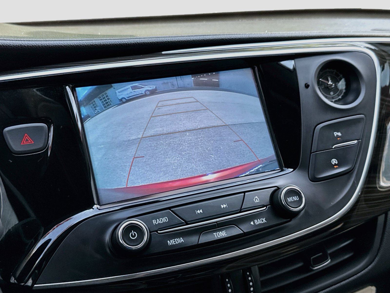 Used 2019 Buick Envision Essence w/ LPO, Cargo Package FWD image 19