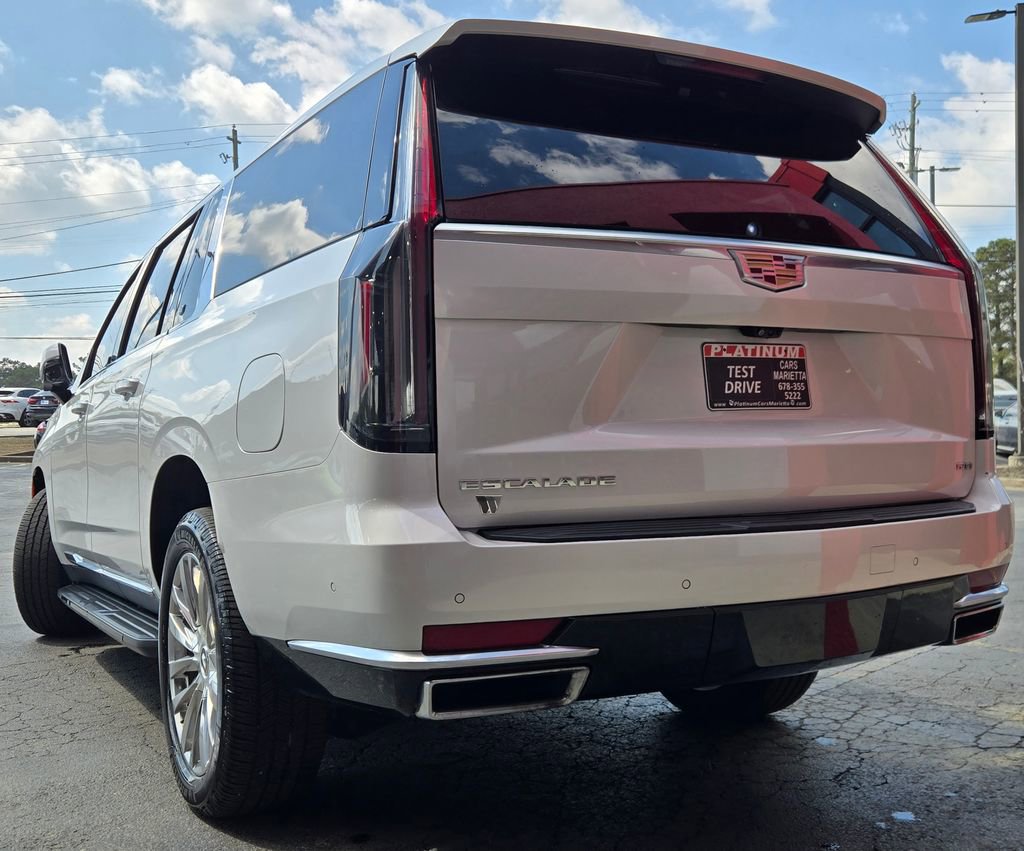 Used 2021 Cadillac Escalade ESV Premium Luxury AWD/4WD image 5