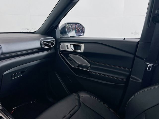 Used 2022 Ford Explorer ST w/ Equipment Group 401A image 24