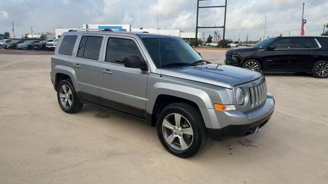Used 2017 Jeep Patriot High Altitude AWD/4WD image 2