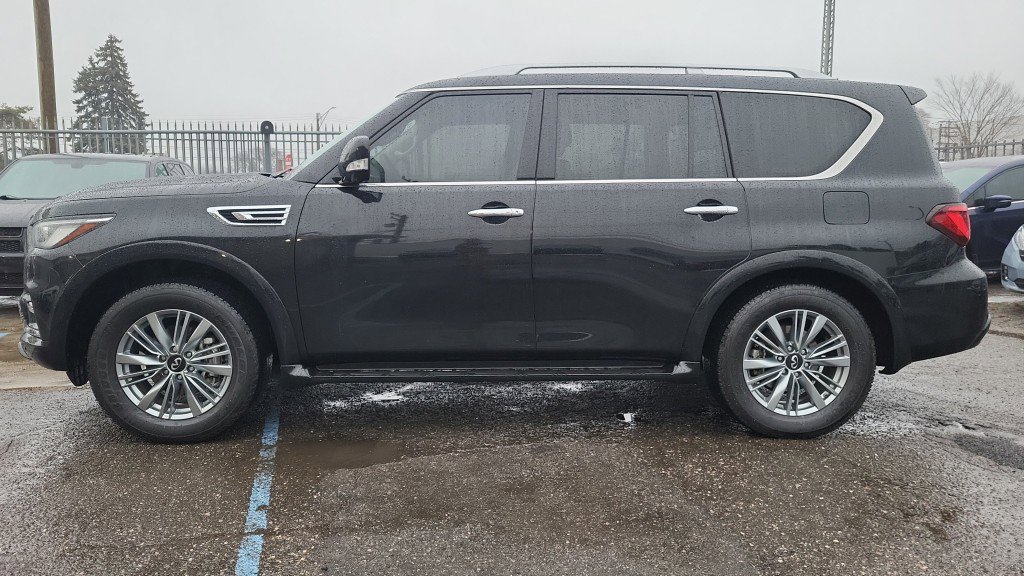 Used 2024 INFINITI QX80 Luxe w/ Cargo Package image 6