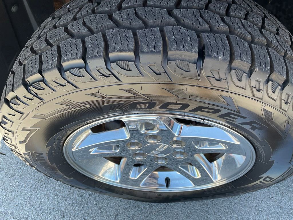 Used 2009 GMC Sierra 1500 SLT AWD/4WD image 28