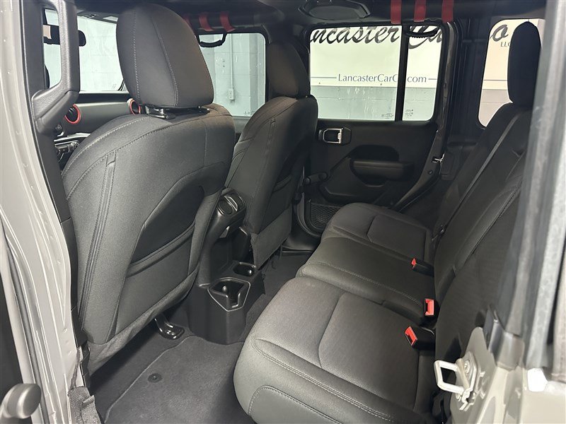 Used 2021 Jeep Wrangler Unlimited Sport image 3