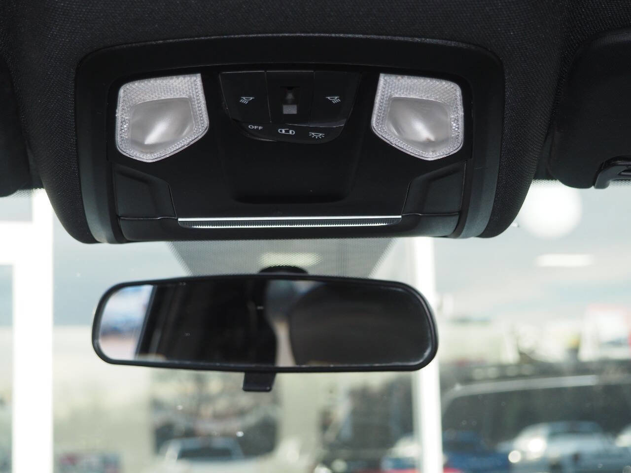 Used 2021 RAM 2500 Tradesman w/ Chrome Appearance Group image 16