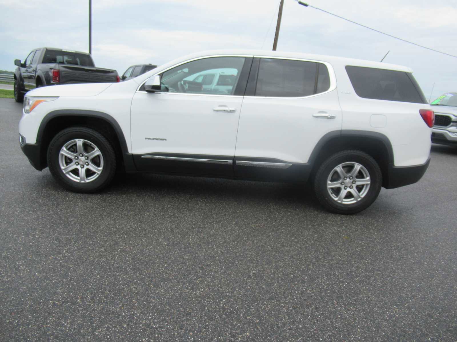 Used 2018 GMC Acadia SLE FWD image 8