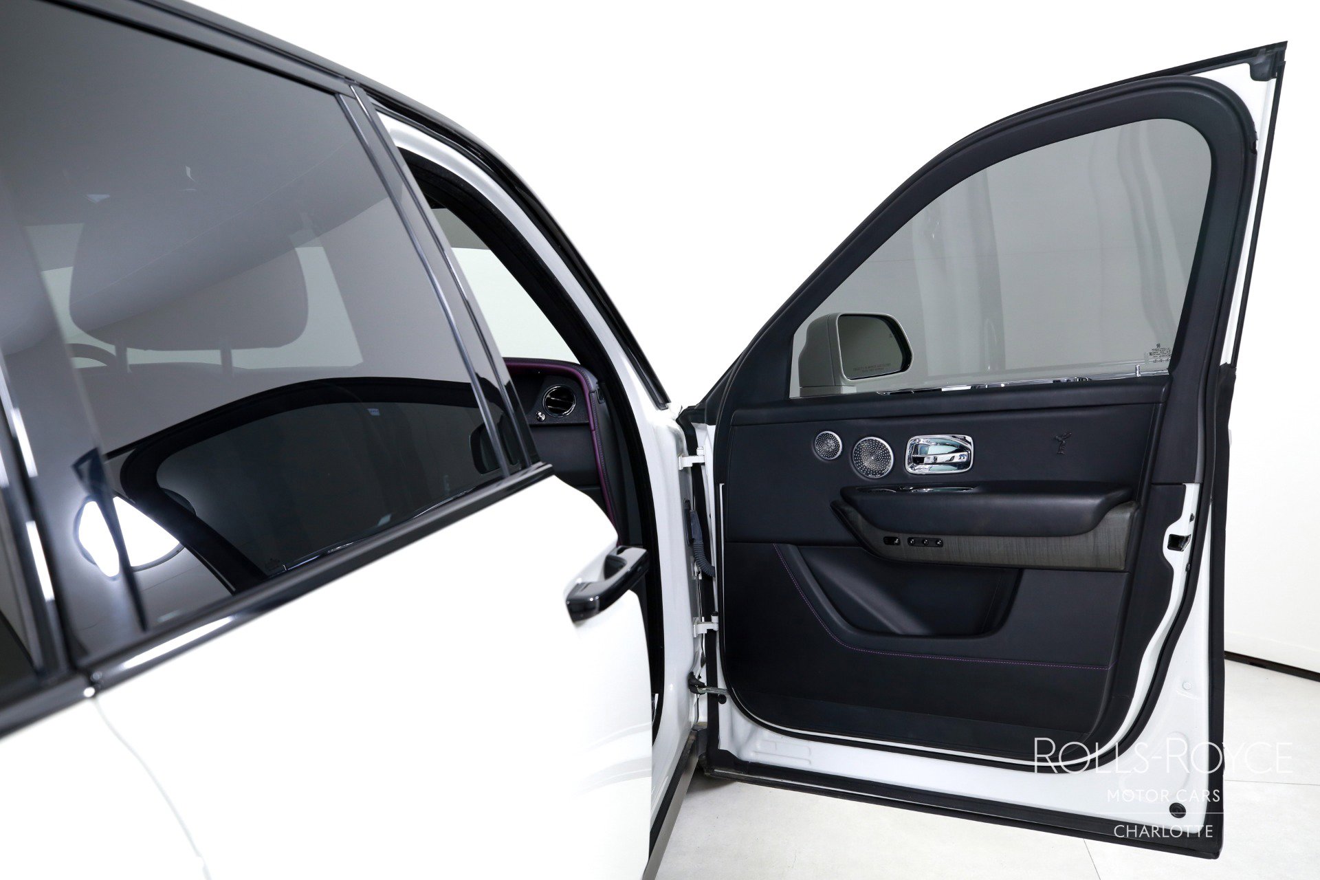 Used 2019 Rolls-Royce Cullinan image 33