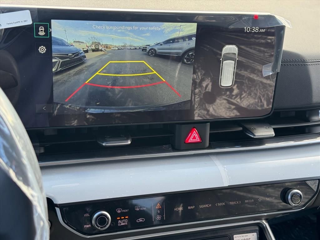 New 2026 Kia Carnival FWD image 19