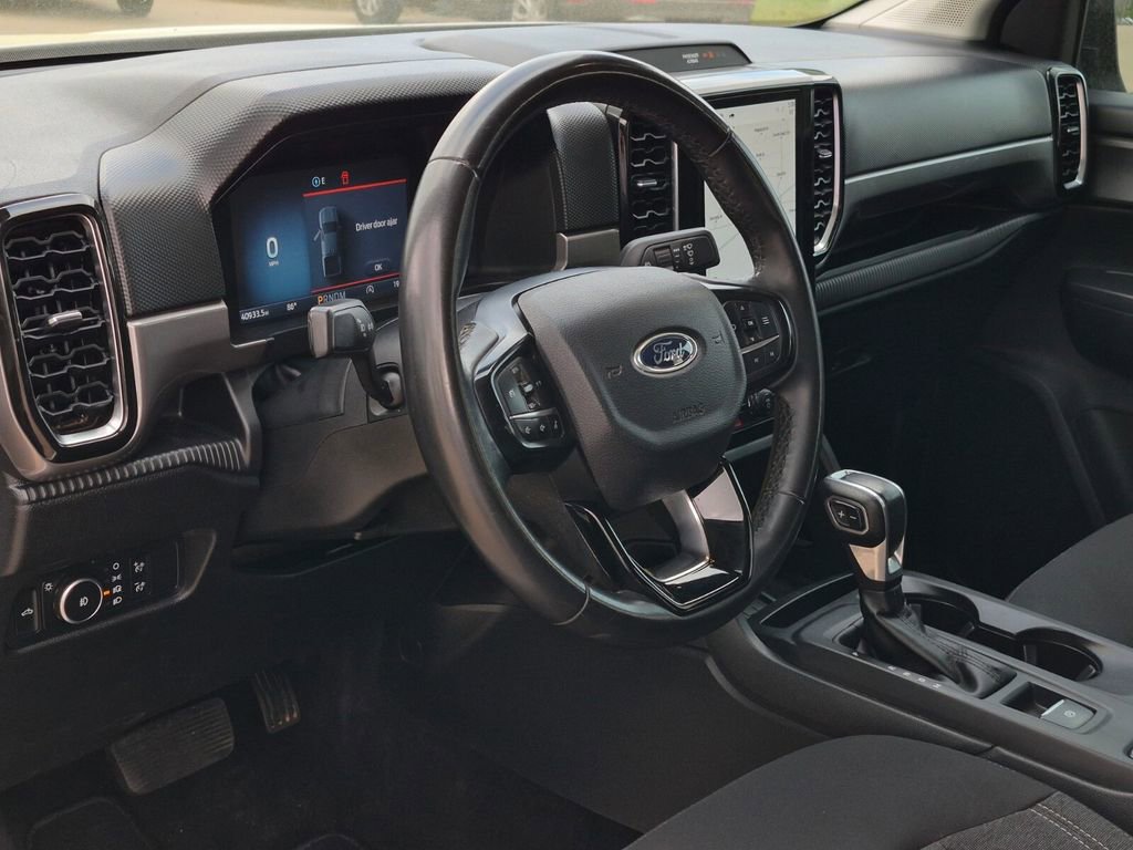 Used 2024 Ford Ranger XLT w/ Trailer Tow Package image 28