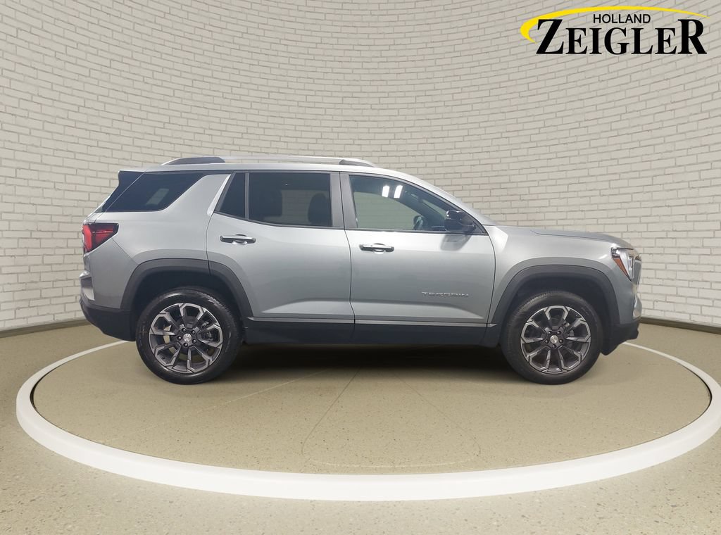 New 2026 GMC Terrain Elevation w/ Elevation Premium Package FWD image 4