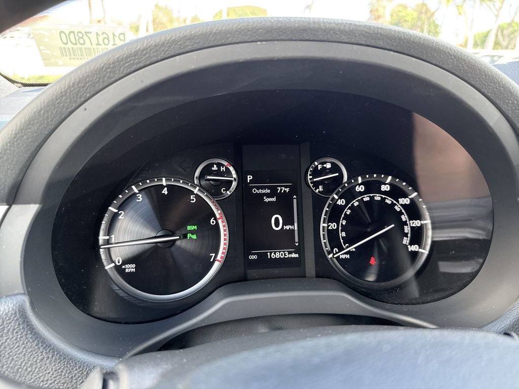 Used 2023 Lexus GX 460 Premium image 49