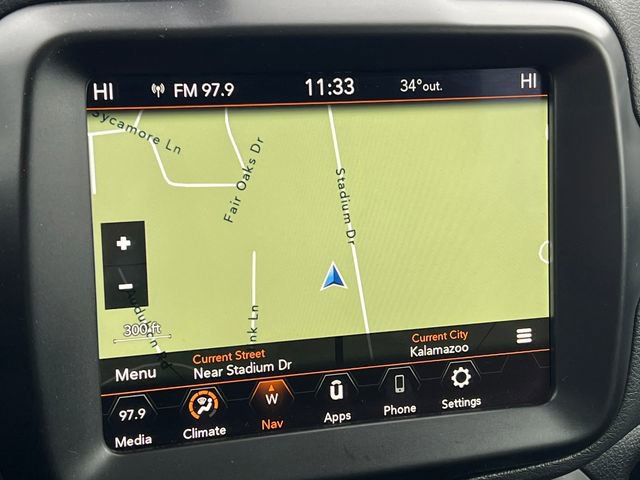 Used 2023 Jeep Renegade Latitude image 18