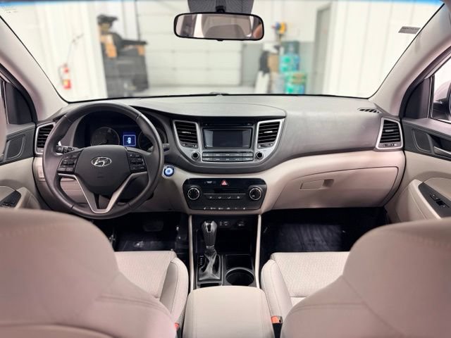 Used 2017 Hyundai Tucson Sport AWD/4WD image 21