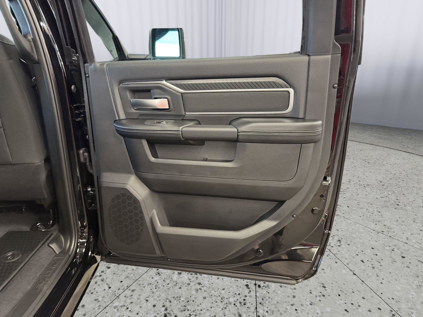 New 2026 RAM 2500 Big Horn AWD/4WD image 37
