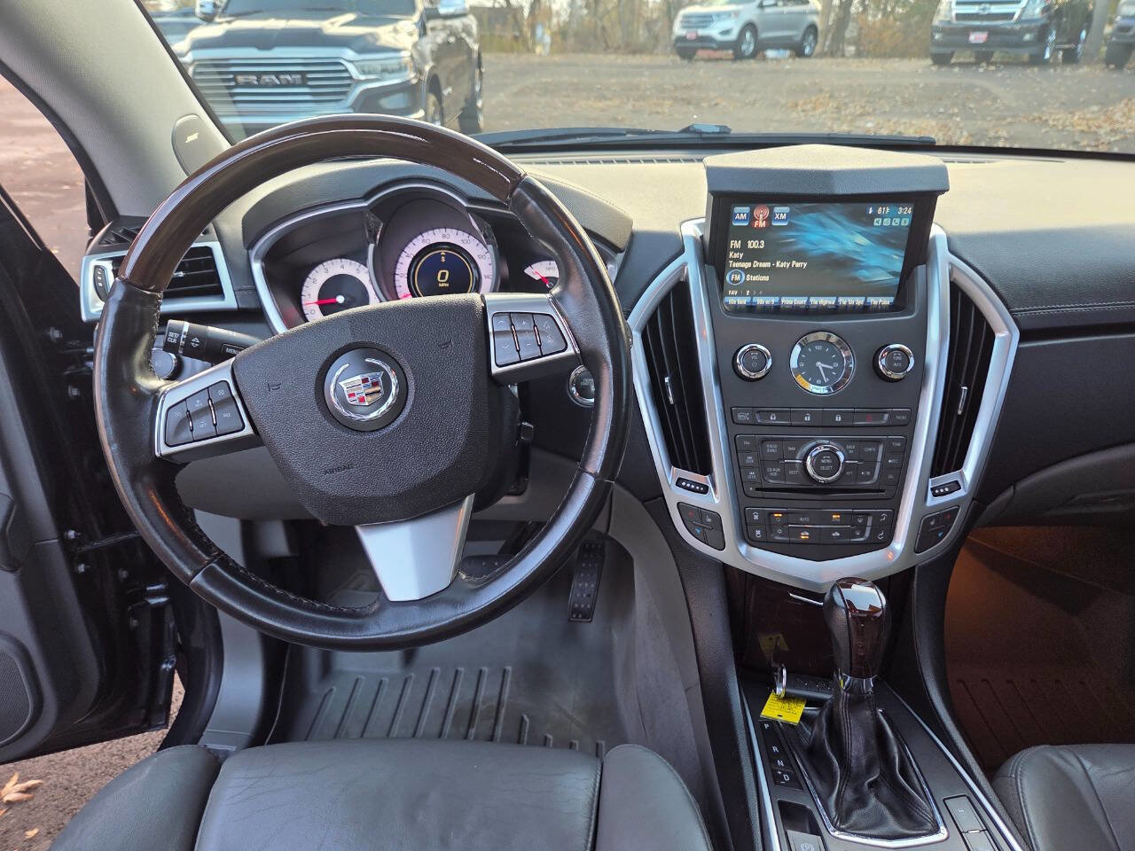 Used 2011 Cadillac SRX Luxury image 20