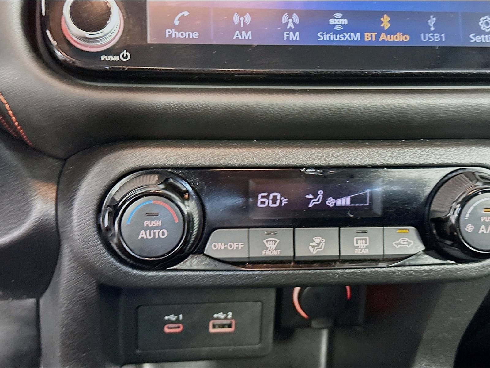 Used 2021 Nissan Kicks SR FWD image 15