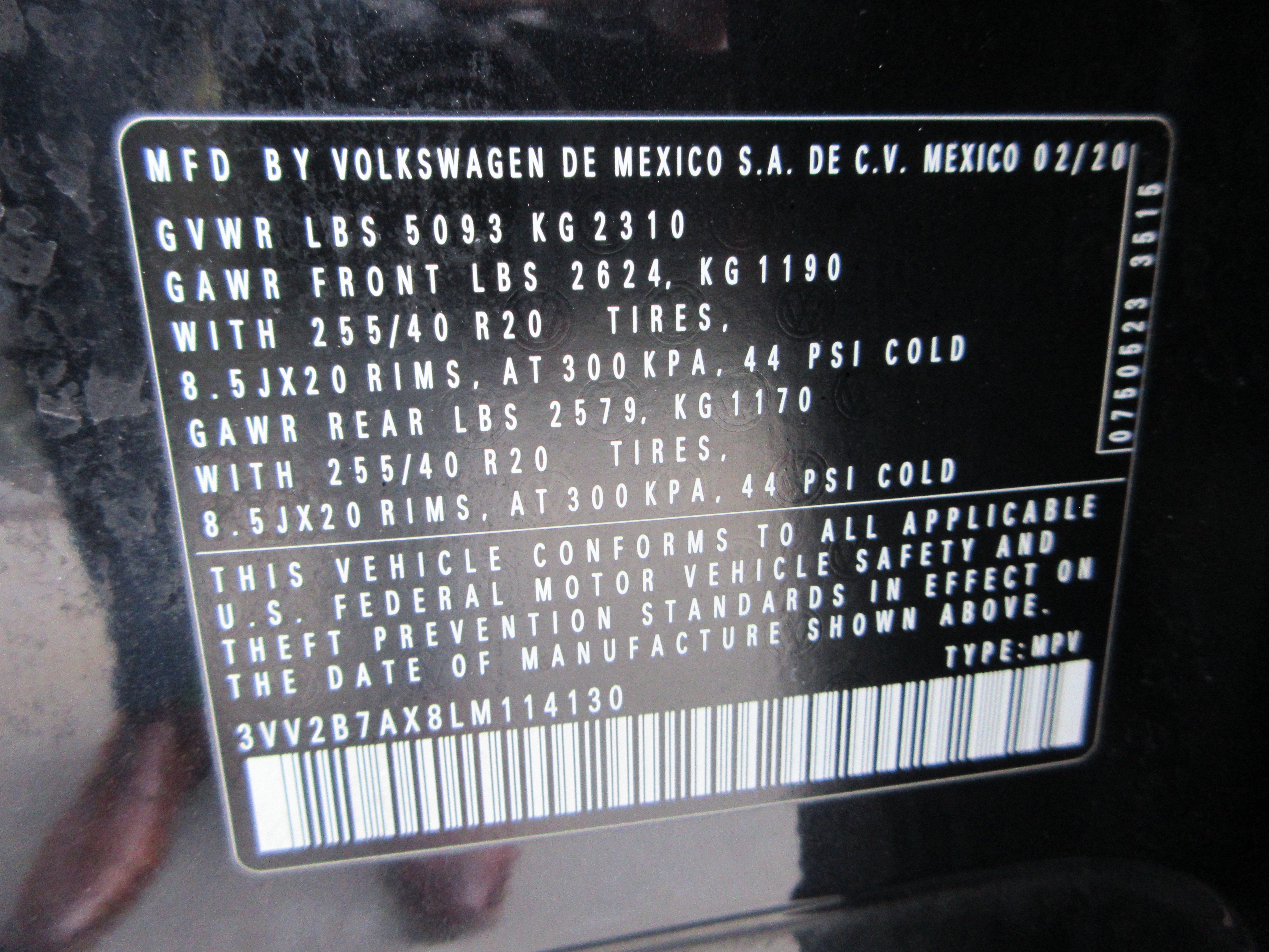 Used 2020 Volkswagen Tiguan SE R-Line AWD/4WD image 56