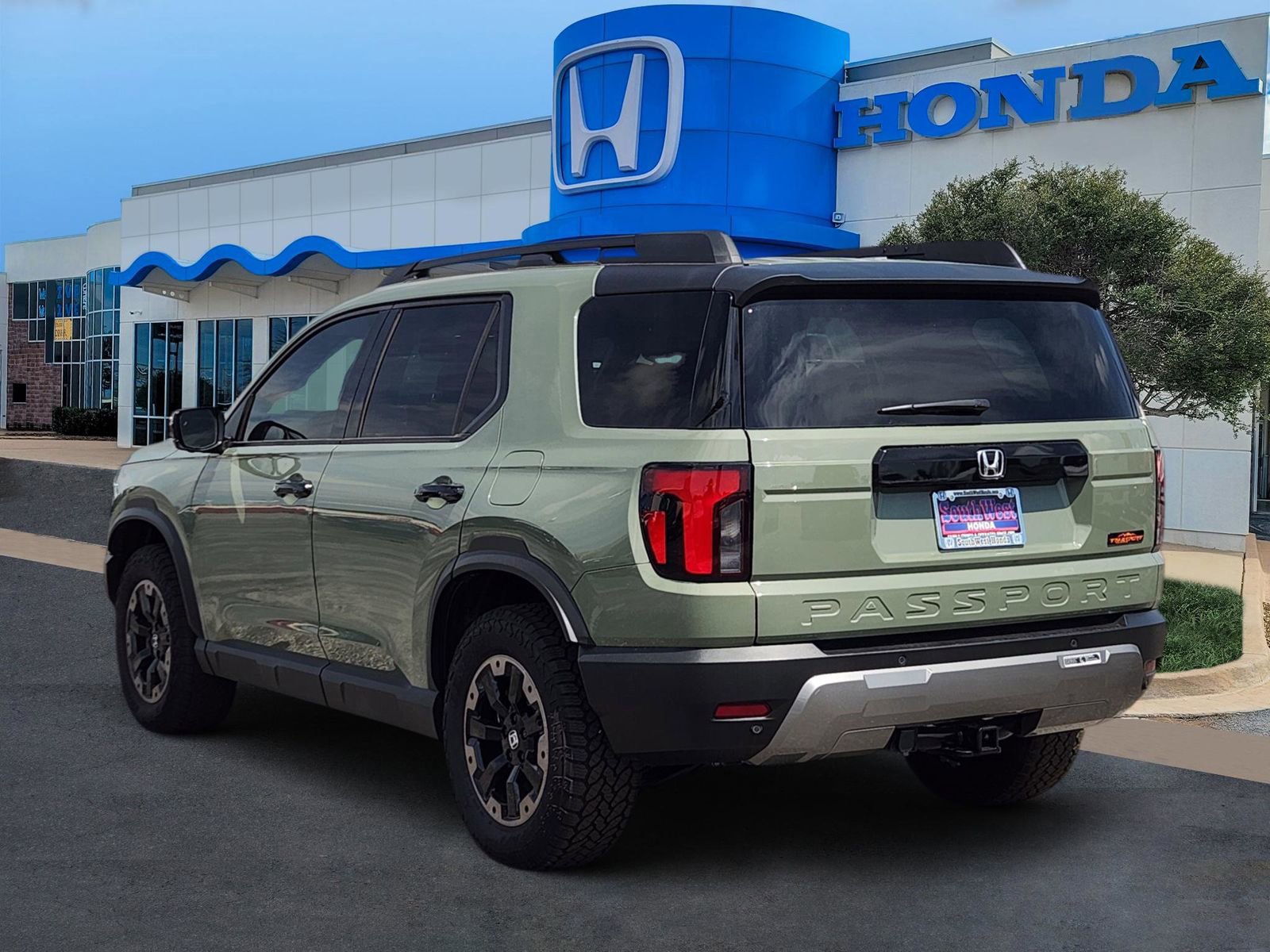 Certified 2026 Honda Passport TrailSport Elite image 4