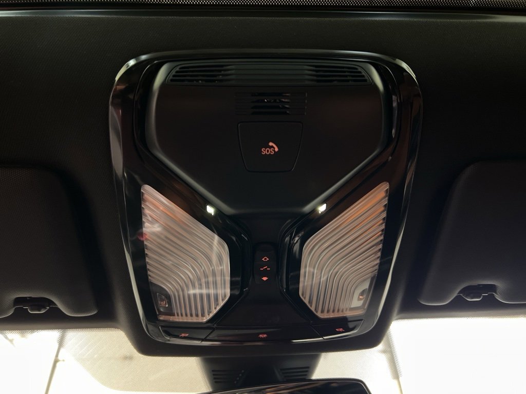 Used 2024 BMW M2 w/ Lighting Package image 25