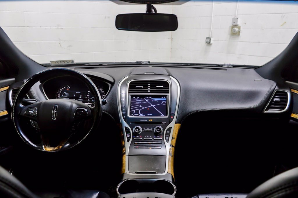 Used 2018 Lincoln MKX Select w/ Select Plus Package AWD/4WD image 30