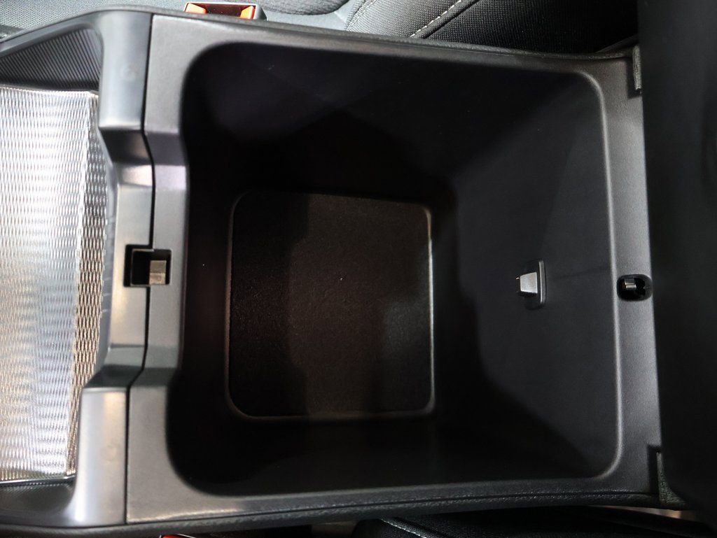 New 2025 Jeep Grand Cherokee Laredo w/ Luxury Tech Group I image 29