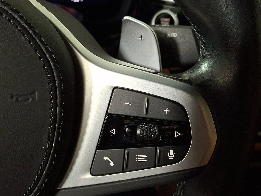 Certified 2023 BMW 530i xDrive w/ M Sport Package AWD/4WD image 23