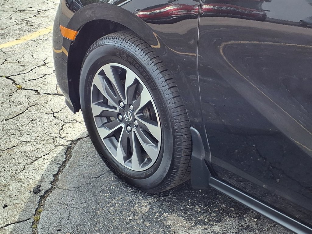 Used 2024 Honda Odyssey EX-L image 32