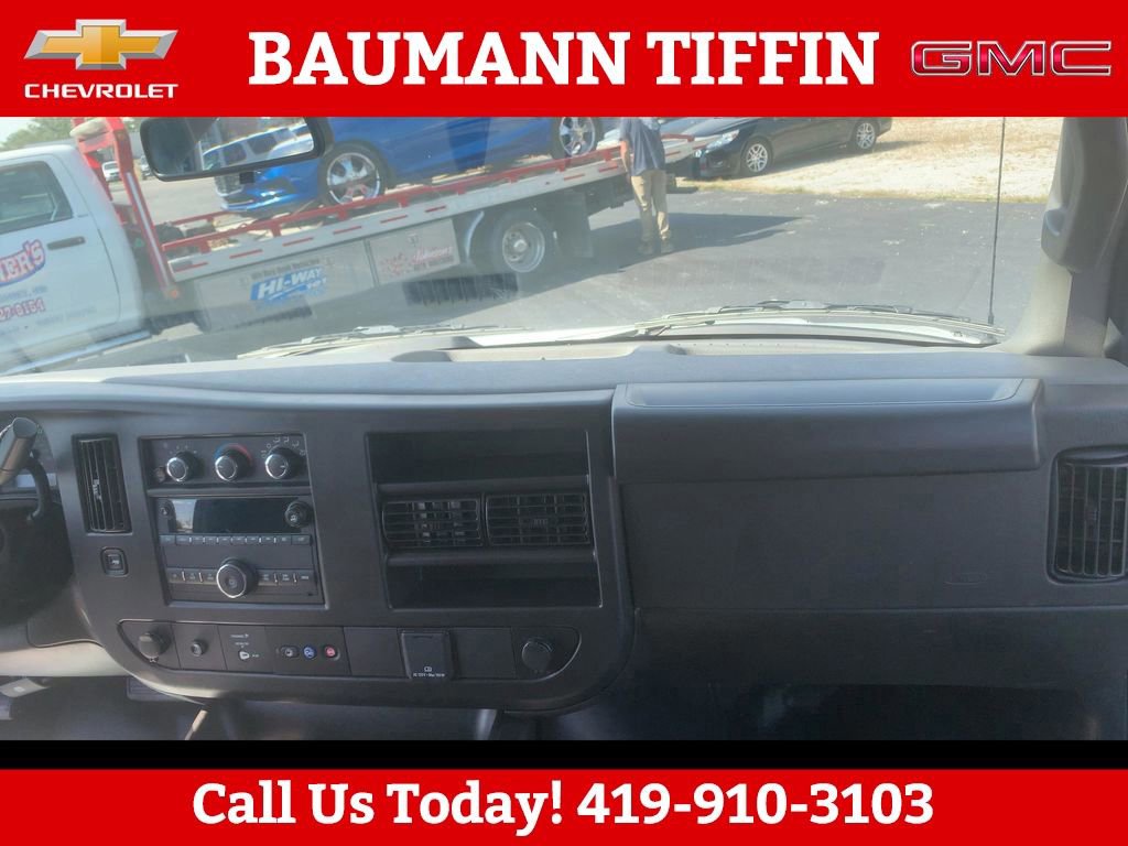 Used 2024 Chevrolet Express 2500 w/ Driver Convenience Package image 17