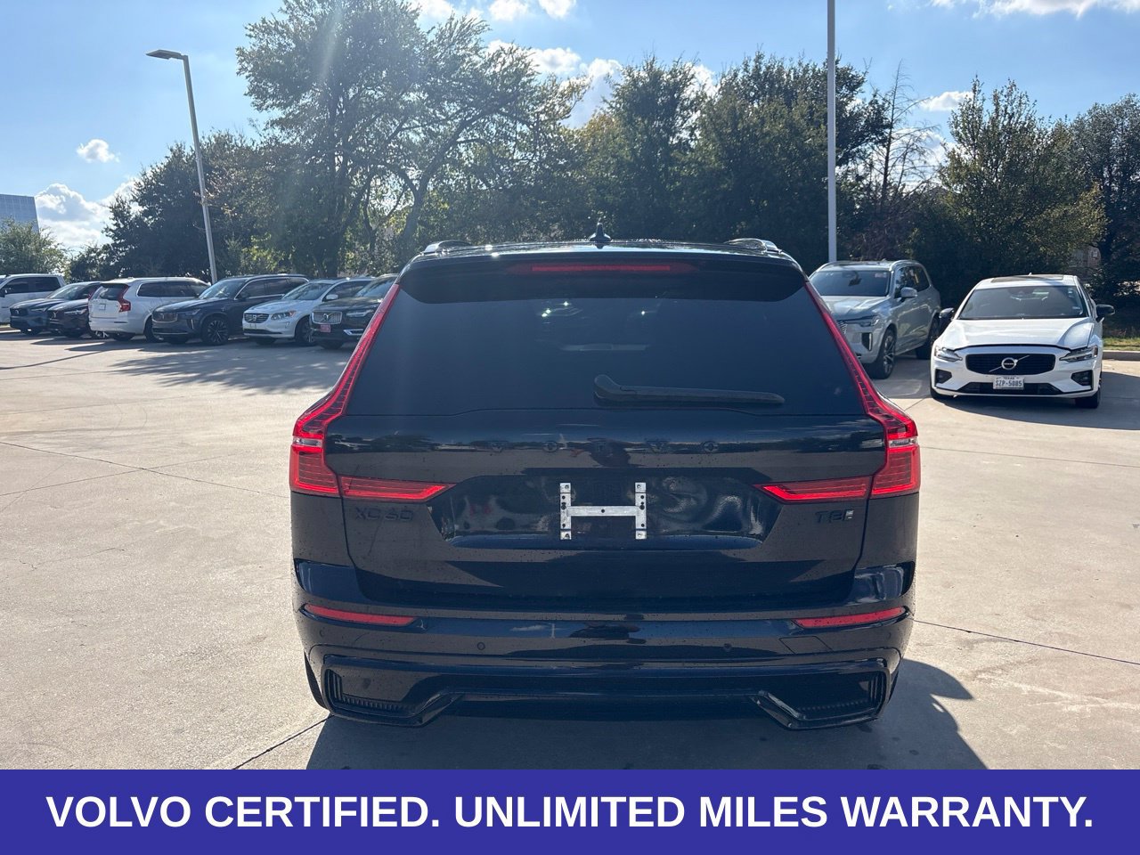 Certified 2025 Volvo XC60 T8 Ultra w/ Climate Package AWD/4WD image 9