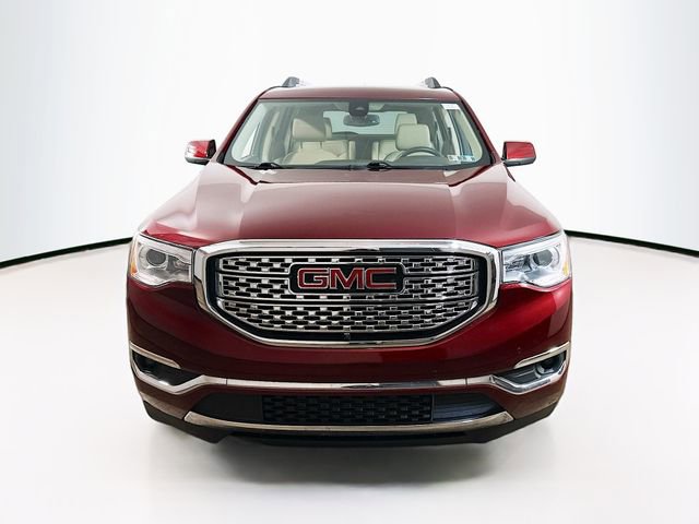 Used 2017 GMC Acadia Denali w/ Technology Package video 2