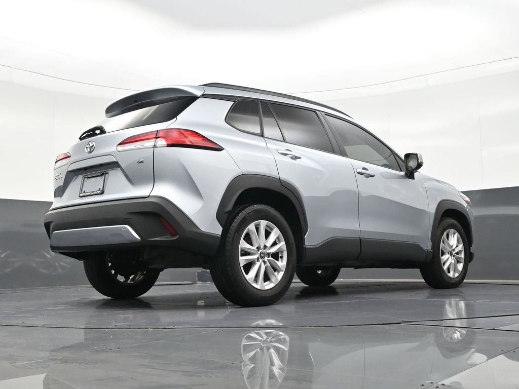 Used 2023 Toyota Corolla Cross LE FWD image 27