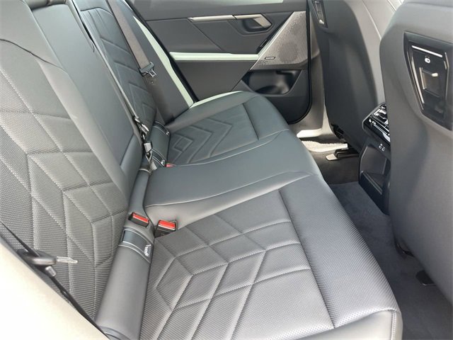 New 2026 BMW i5 eDrive40 w/ Premium Package image 14