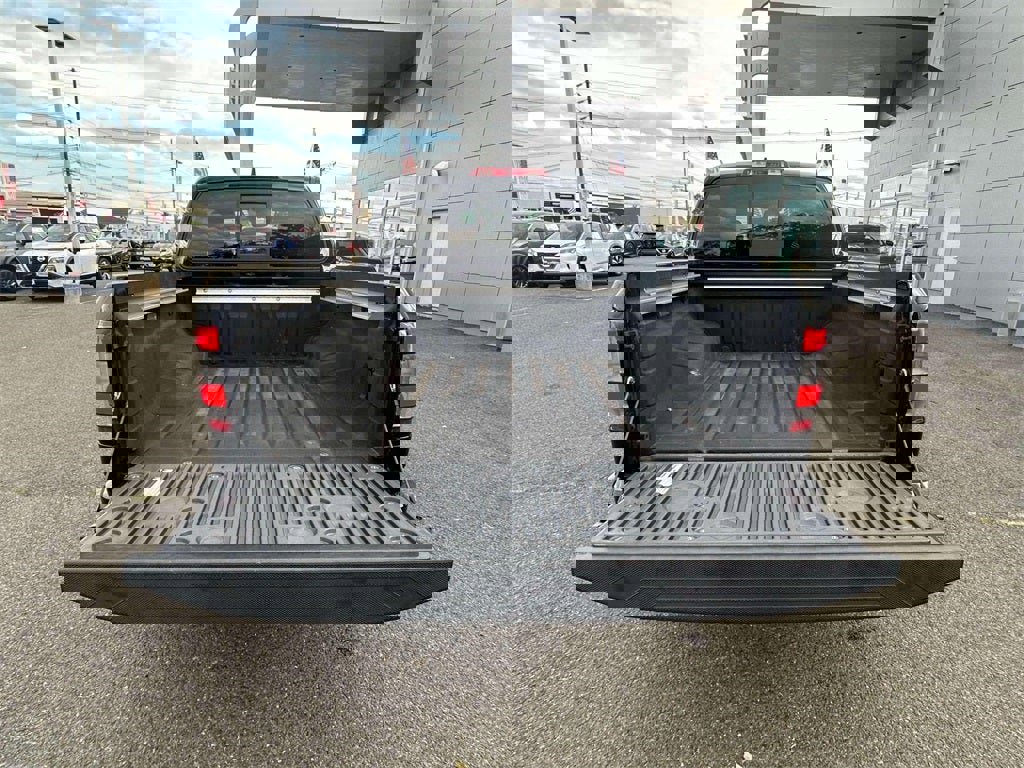 Certified 2022 Nissan Frontier PRO-4X w/ Pro-4X Premium Package image 7