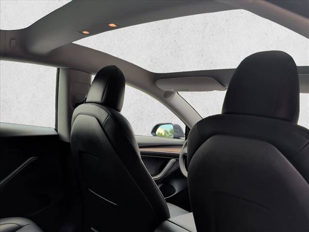Used 2023 Tesla Model 3 Standard Range RWD image 19