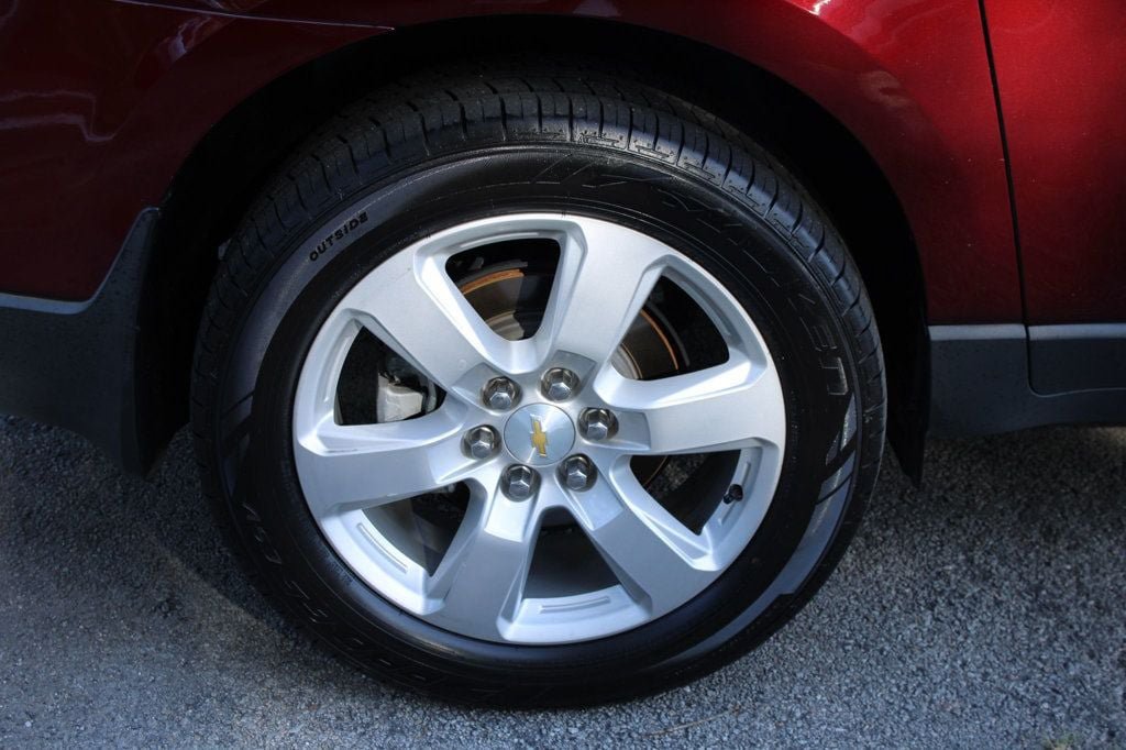 Used 2017 Chevrolet Traverse LT w/ Style and Technology Package AWD/4WD image 35