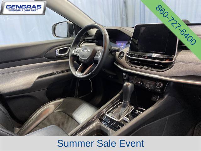 Certified 2022 Jeep Compass Latitude w/ Convenience Group AWD/4WD image 42