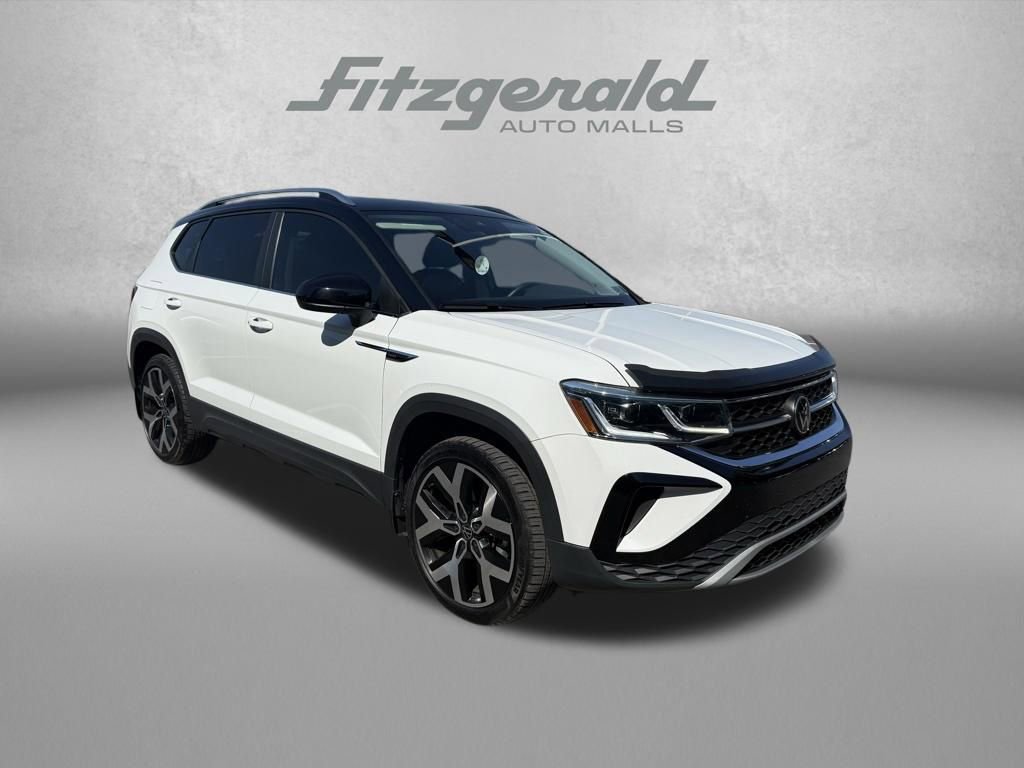 Used 2023 Volkswagen Taos SEL AWD/4WD image 1
