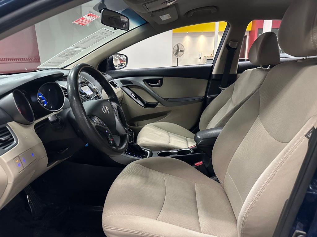 Used 2014 Hyundai Elantra SE w/ Option Group 02 image 15