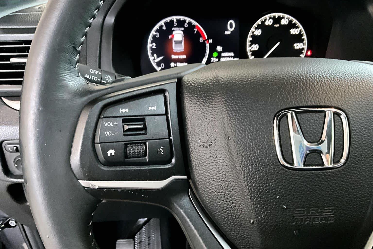 Certified 2025 Honda Ridgeline RTL image 23