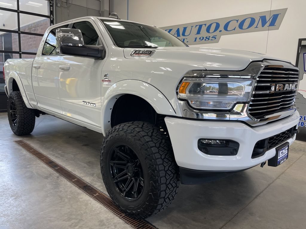 Used 2024 RAM 2500 Laramie AWD/4WD image 3