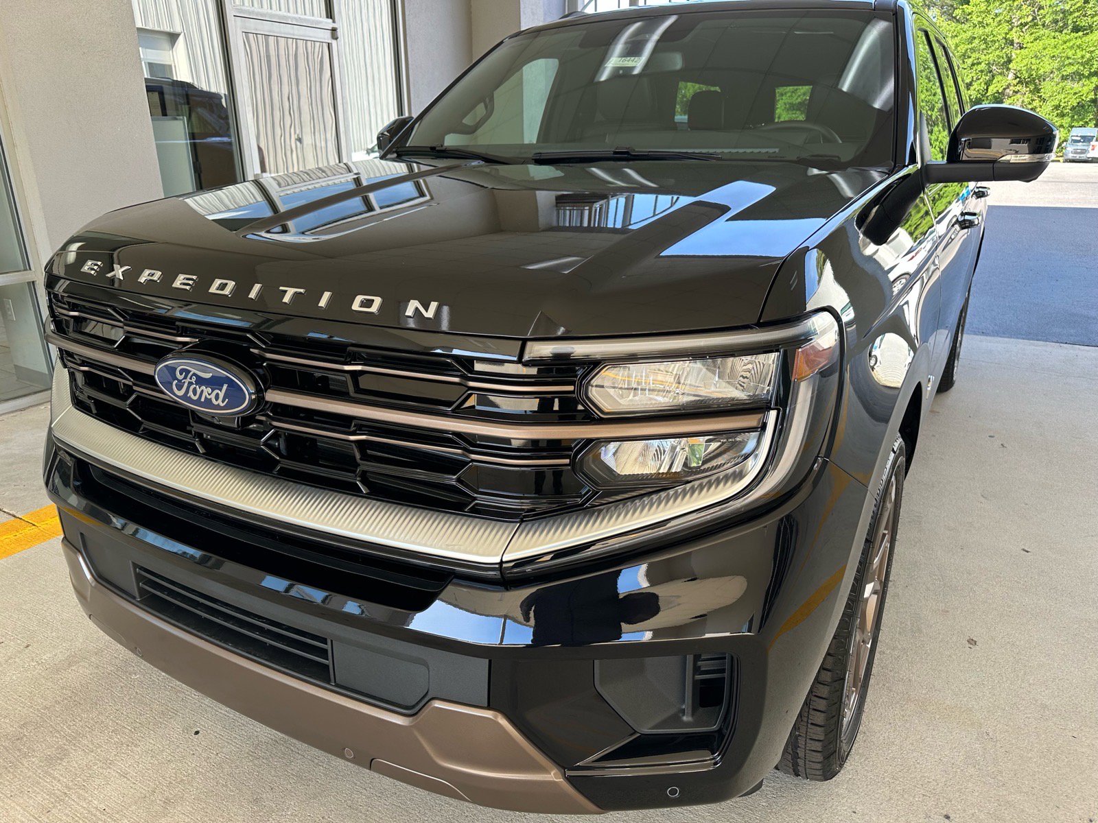 New 2026 Ford Expedition Max King Ranch AWD/4WD image 2