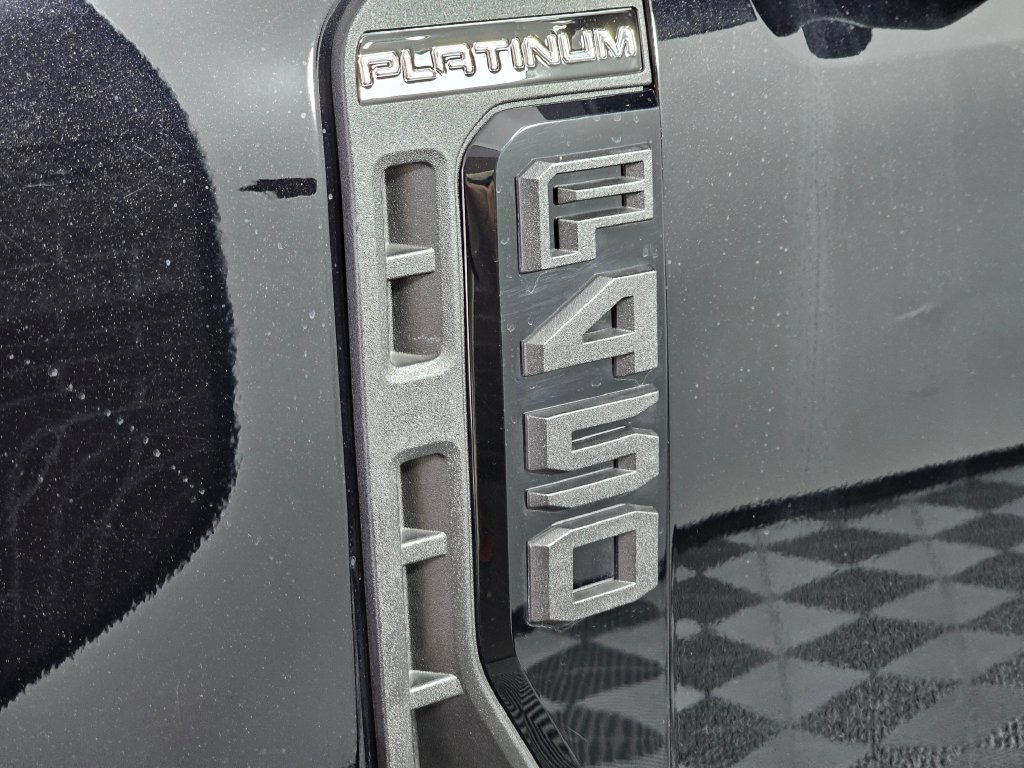 Certified 2025 Ford F450 Platinum w/ FX4 Off-Road Package AWD/4WD image 27