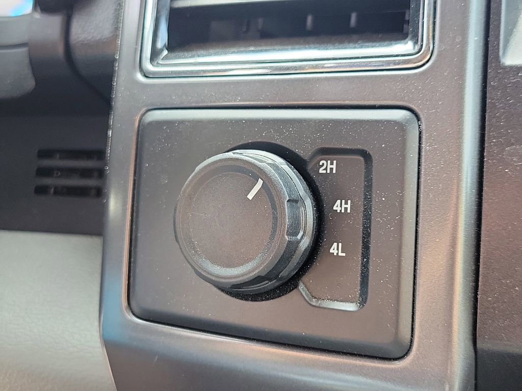 Used 2020 Ford F150 XLT w/ Equipment Group 301A Mid image 27