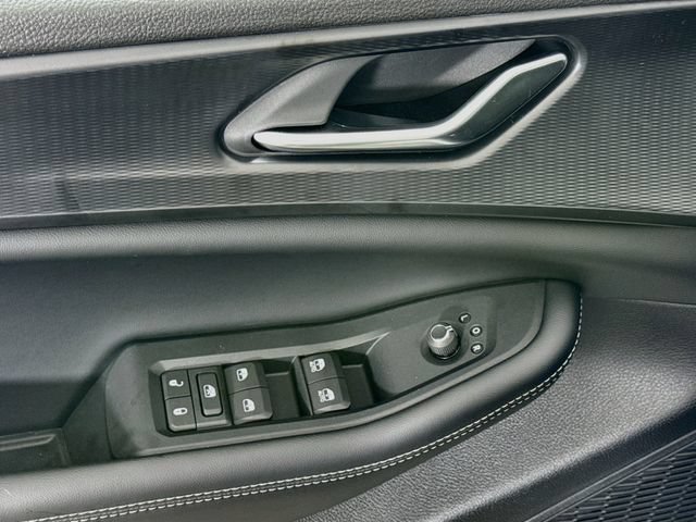 New 2027 Jeep Grand Cherokee Laredo AWD/4WD image 18