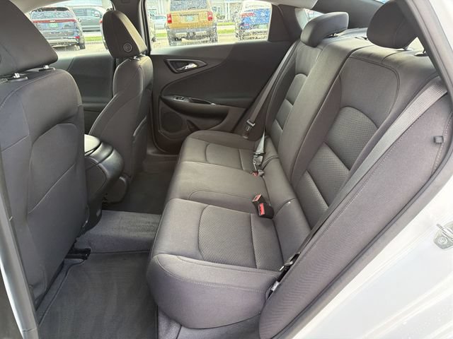 Used 2023 Chevrolet Malibu RS FWD image 23