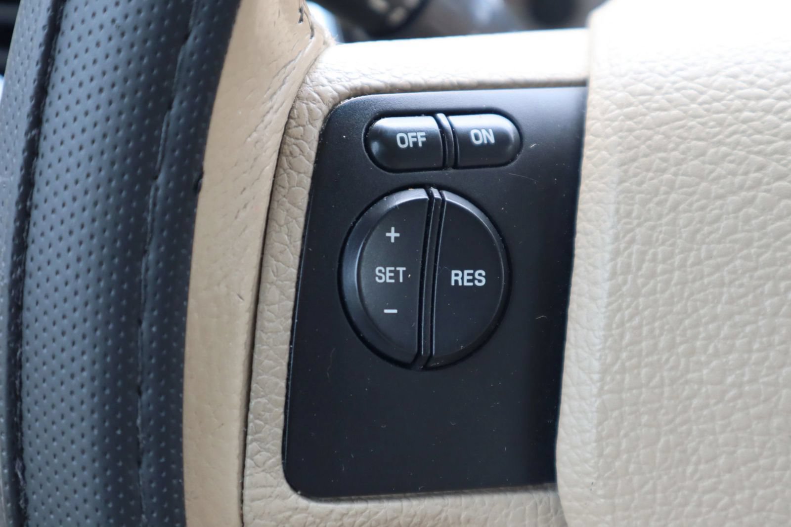 Used 2006 Ford Explorer Eddie Bauer RWD image 25