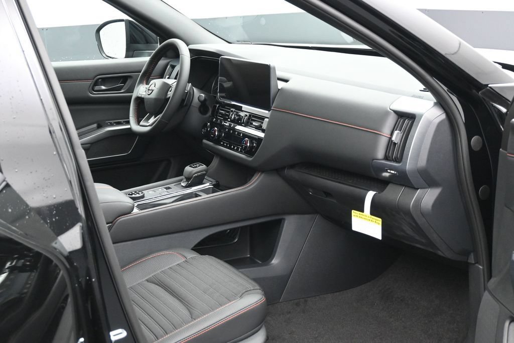 New 2026 Nissan Pathfinder Rock Creek AWD/4WD image 6